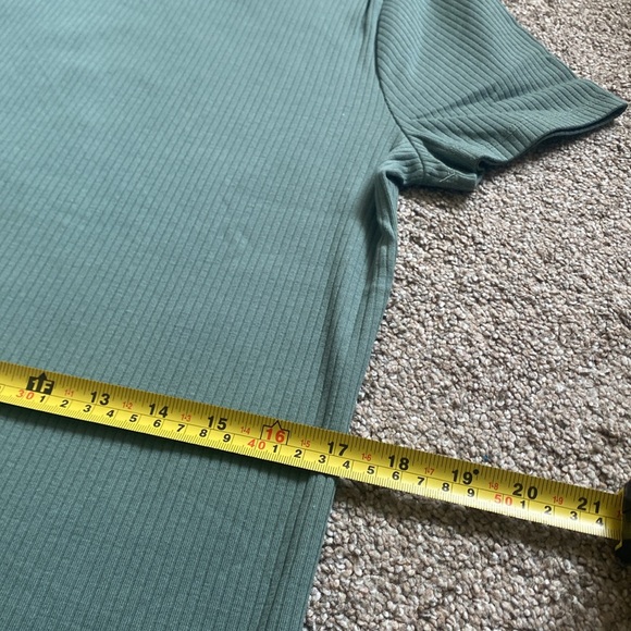 NWT Women’s Large Gap Rib Tee in Green and Pink - 2 Total - Picture 5 of 6